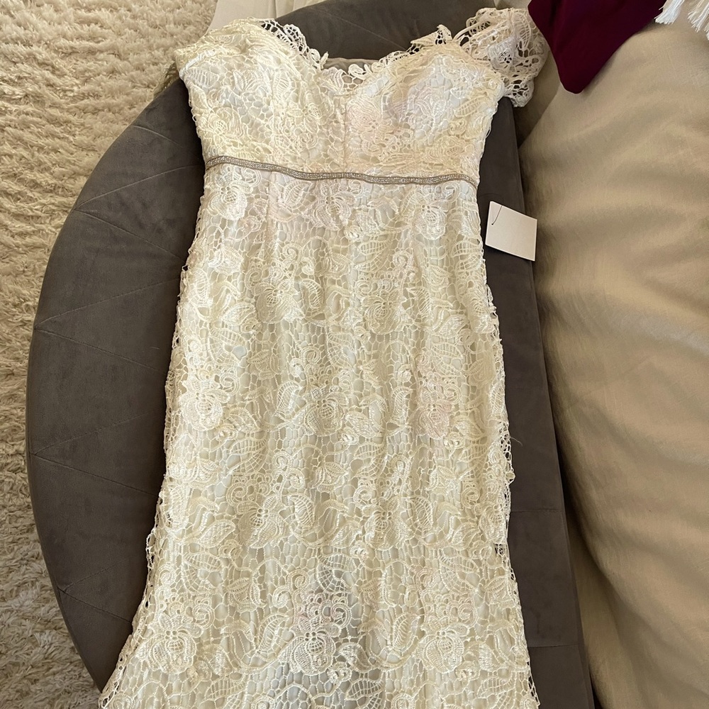 Wedding dress